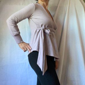 The North Face modified ballet top M